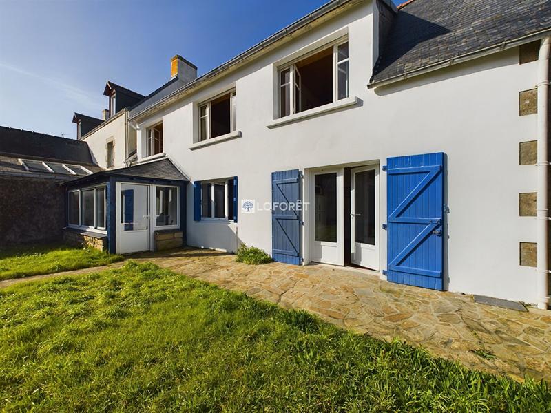 Maison traditionnelle - 108 m² - 4 pièces