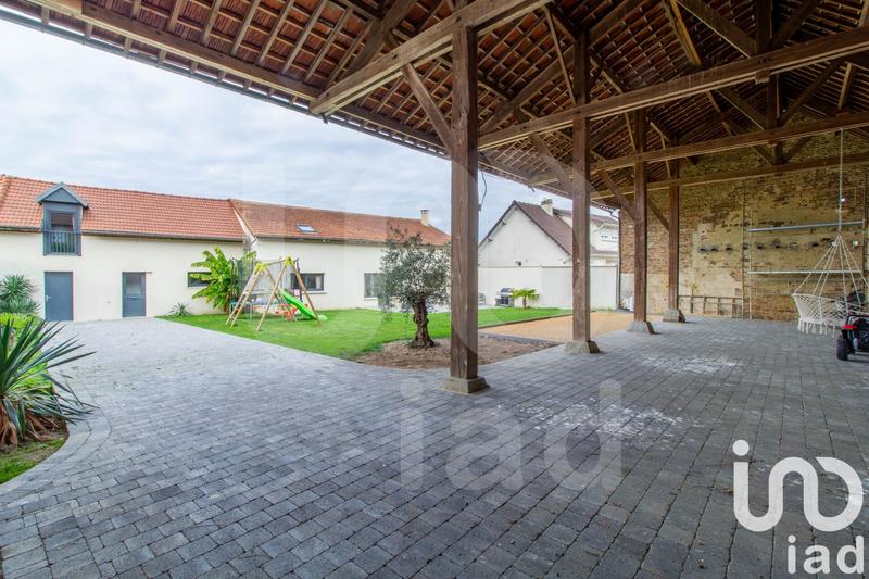 Maison - 200 m² - 7 pièces