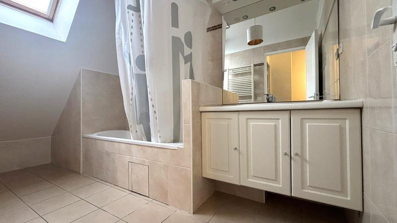 Duplex - 95 m² - 5 pièces