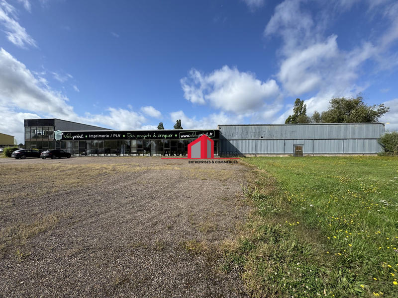 Local d'activités - 2 792 m²