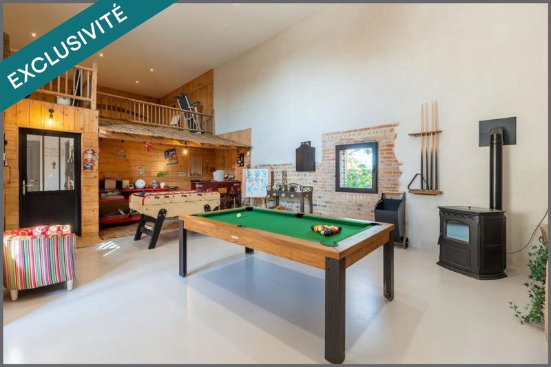 Maison - 327 m² - 7 pièces