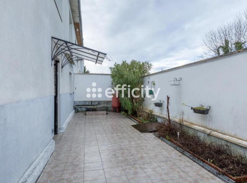 Maison - 150 m² - 6 pièces