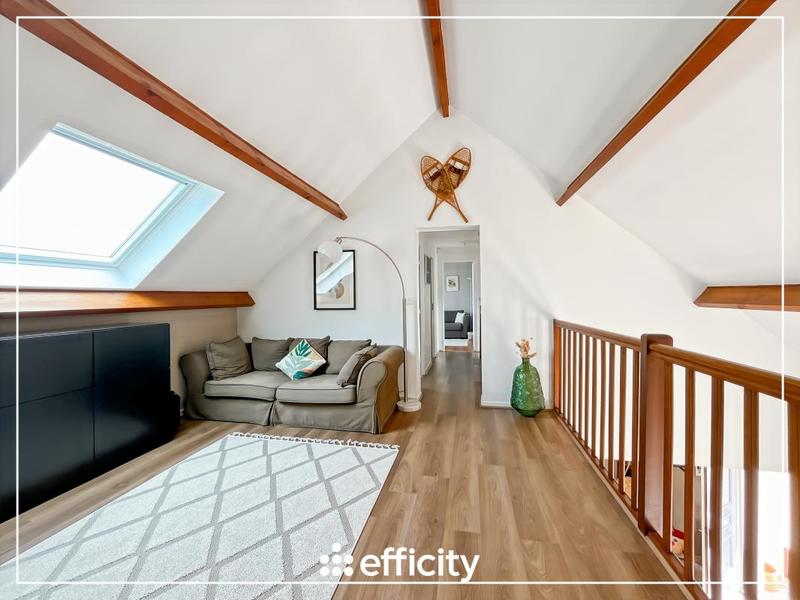 Maison - 195 m² - 8 pièces