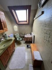 Demeure - 184 m² - 9 pièces