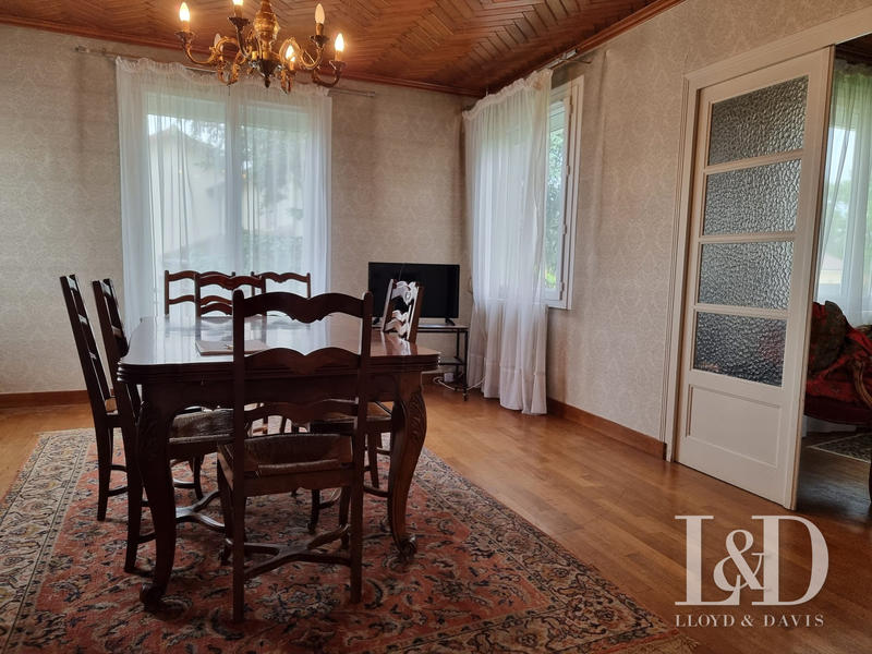 Maison - 85 m² - 5 pièces