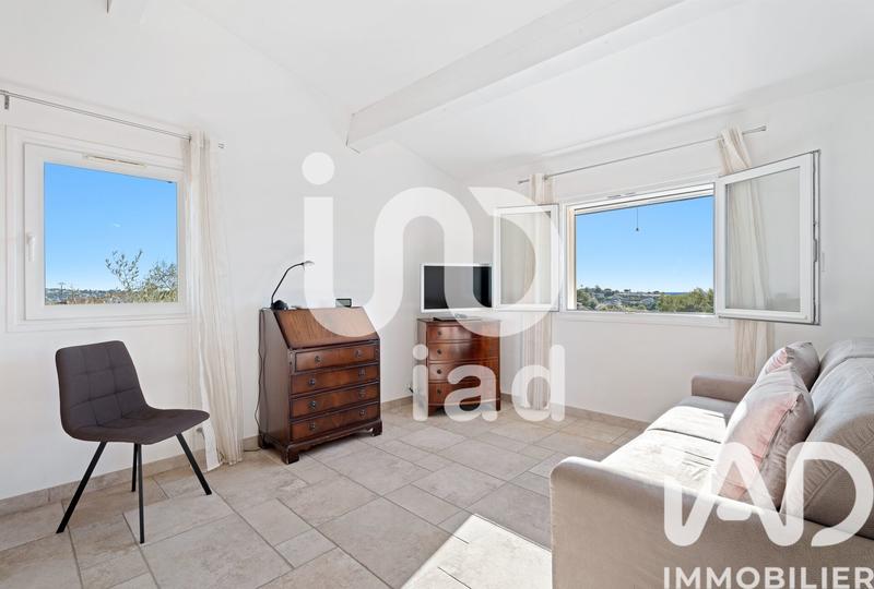 Maison - 130 m² - 4 pièces