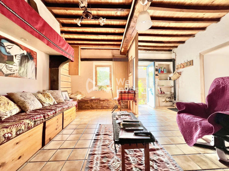 Maison - 243 m² - 8 pièces