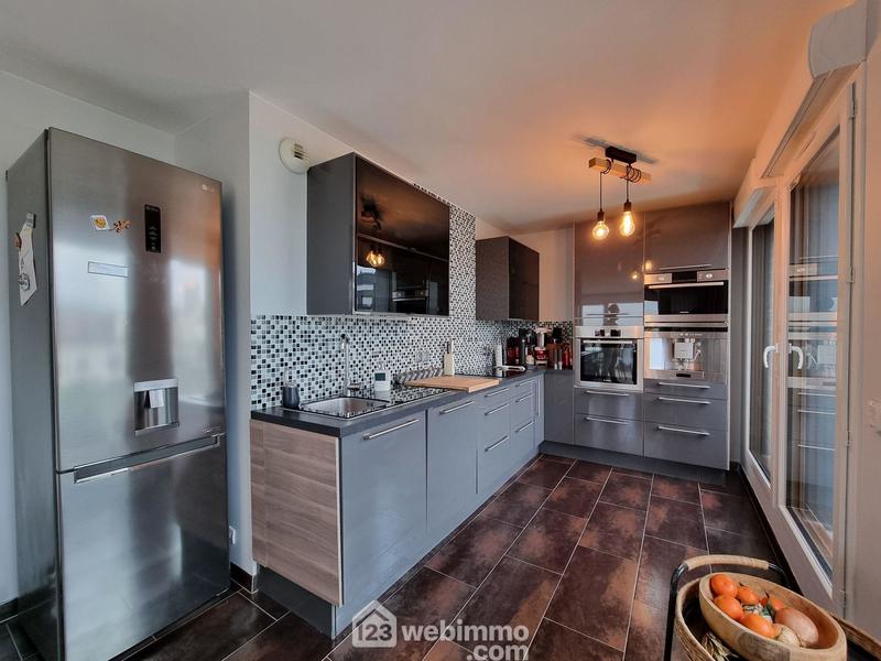 Appartement - 93 m² - 4 pièces