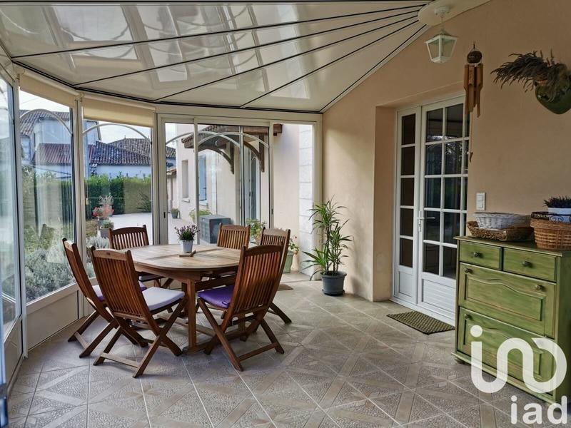 Maison - 229 m² - 9 pièces