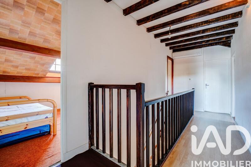 Maison - 170 m² - 9 pièces