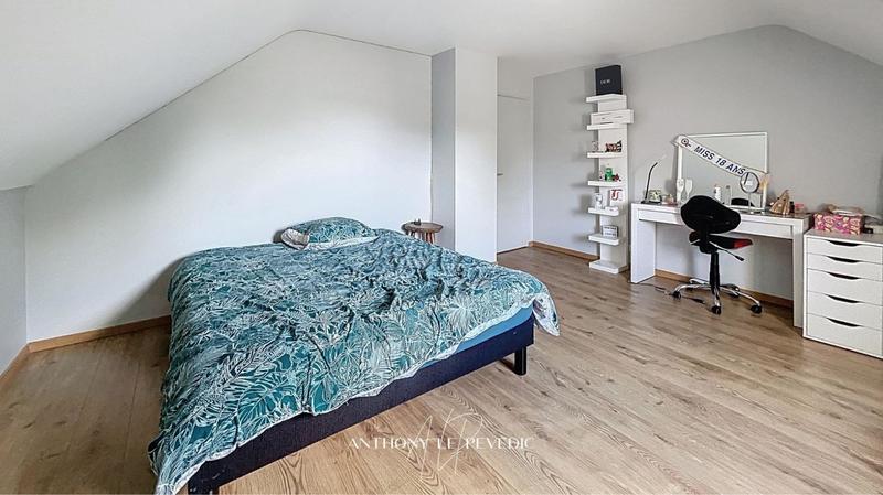 Maison - 146 m² - 7 pièces