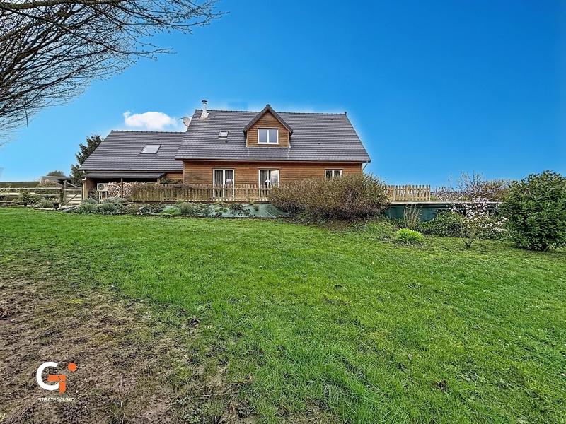 Maison - 202 m² - 7 pièces