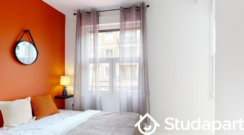 Chambre - 11 m² - 1 pièce