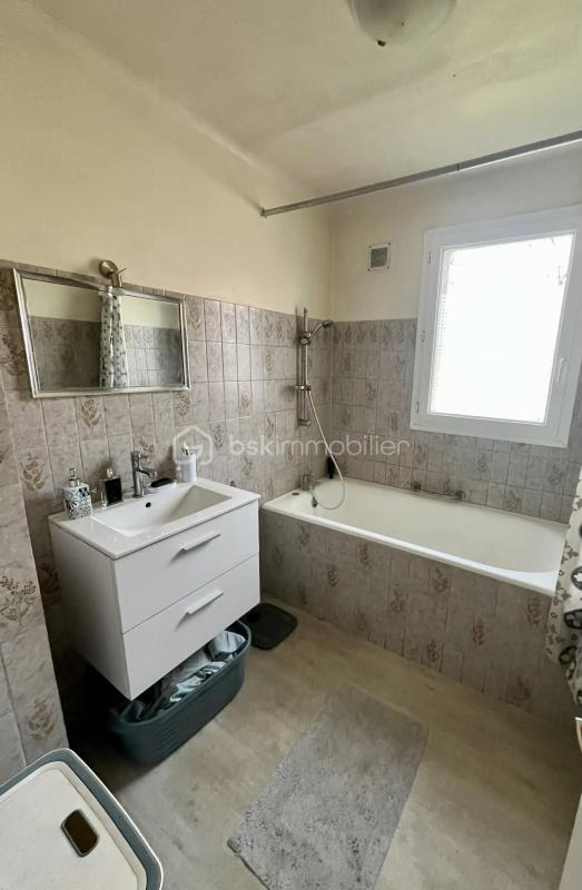 Pavillon - 100 m² - 6 pièces