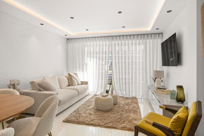 Appartement - 90 m² - 4 pièces