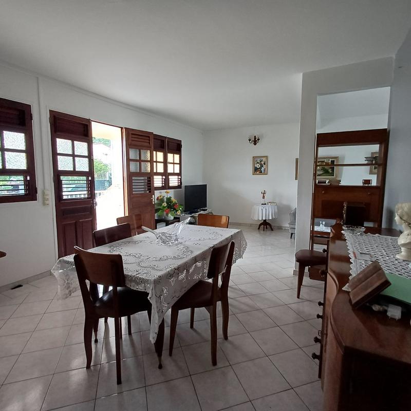 Maison - 160 m² - 7 pièces