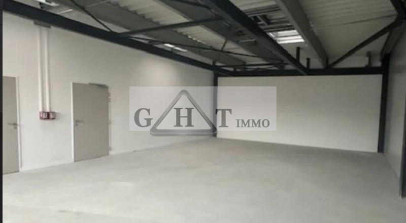 Entrepôt - 160 m²