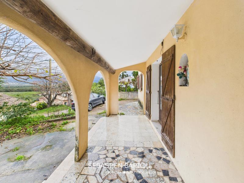 Maison - 135 m² - 5 pièces