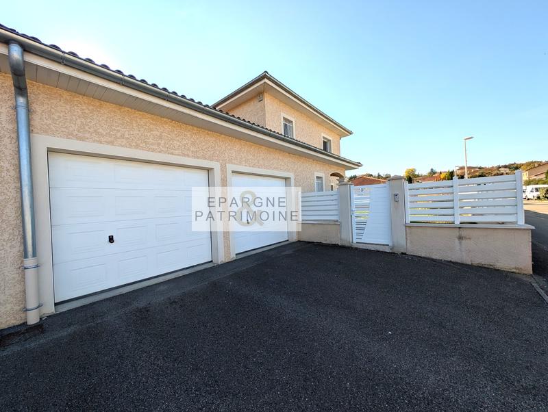 Maison - 111 m² - 5 pièces