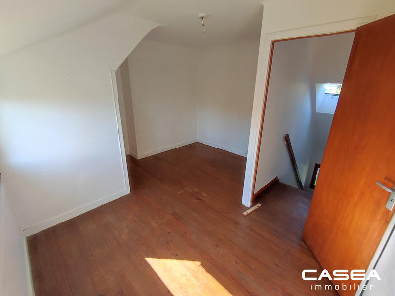 Maison - 80 m² - 5 pièces