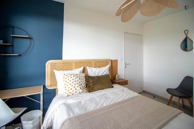 Chambre - 10 m² - 5 pièces