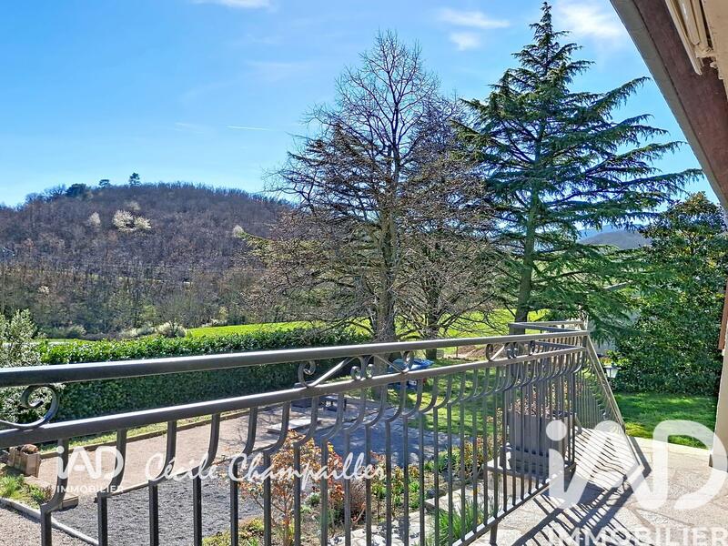 Maison - 150 m² - 6 pièces