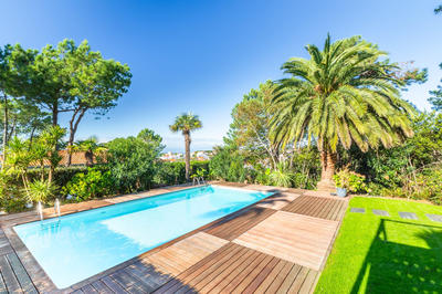 Maison contemporaine - 306 m² - 8 pièces