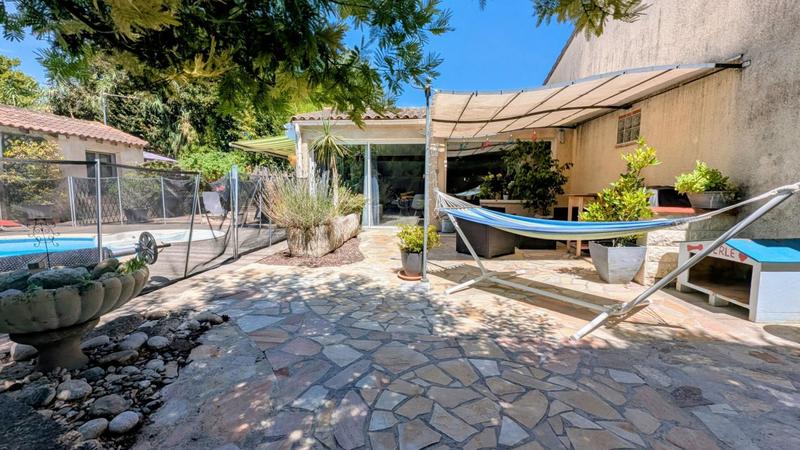 Maison - 160 m² - 4 pièces