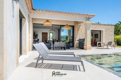 Villa - 182 m² - 6 pièces