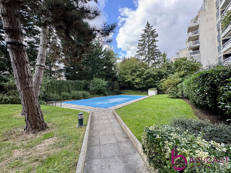 Appartement - 108 m² - 4 pièces