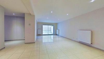 Appartement - 100 m² - 4 pièces