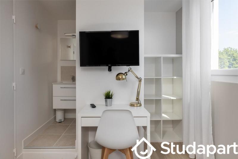 Chambre - 9 m² - 1 pièce