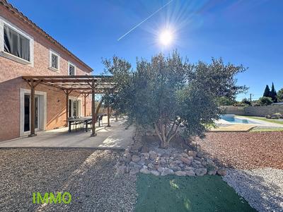 Maison - 130 m² - 6 pièces