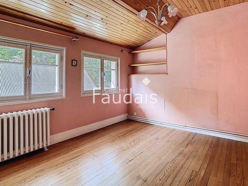 Maison - 145 m² - 6 pièces