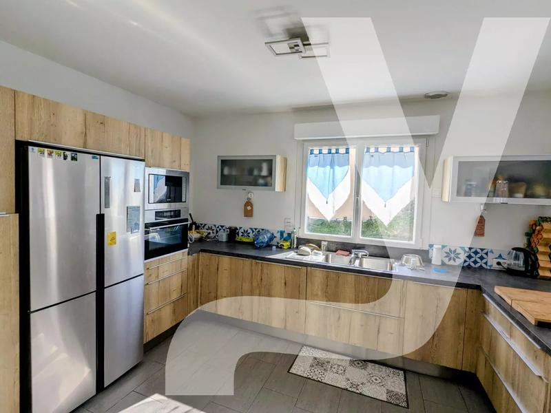 Maison - 131 m² - 6 pièces