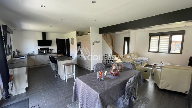 Villa - 96 m² - 5 pièces