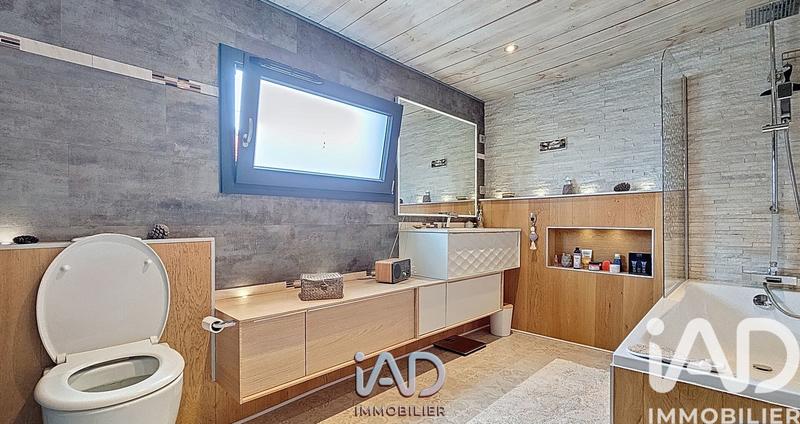 Maison de ville - 101 m² - 5 pièces