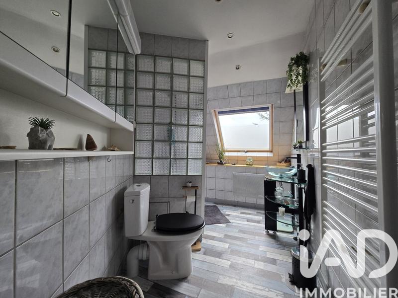 Maison - 177 m² - 6 pièces