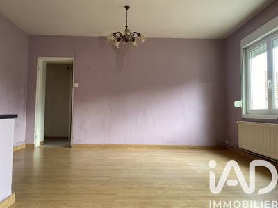 Maison - 92 m² - 5 pièces