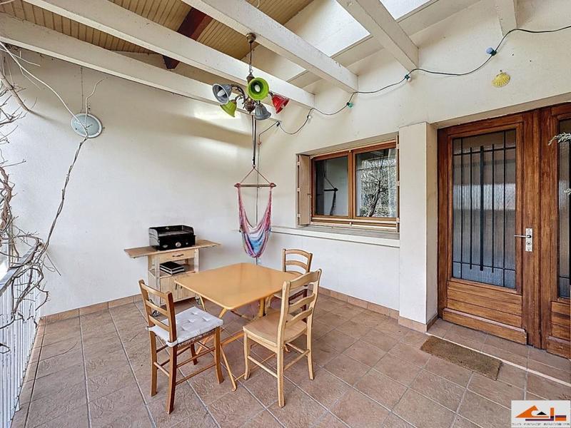 Villa - 205 m² - 8 pièces