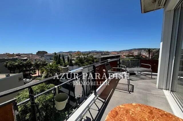 Appartement - 70 m² - 3 pièces