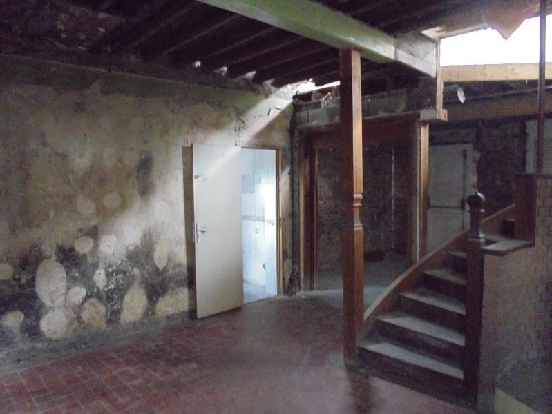 Maison - 520 m² - 5 pièces