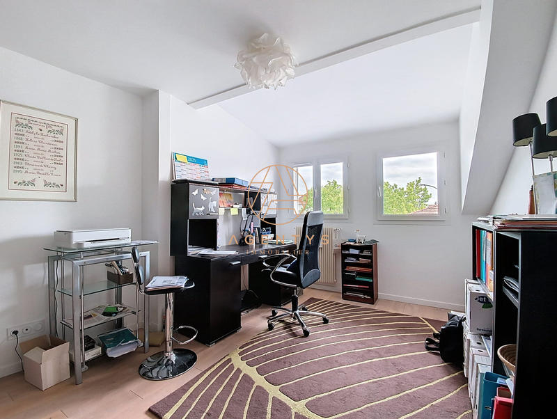 Maison - 153 m² - 7 pièces