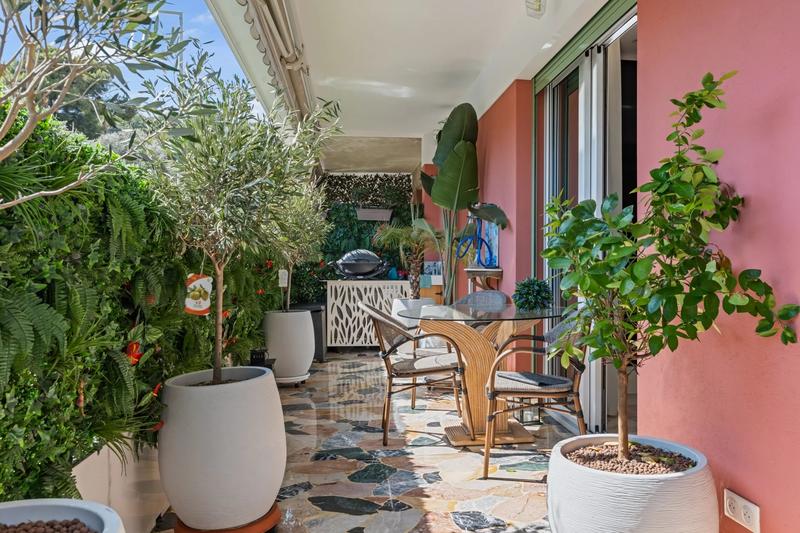 Appartement - 108 m² - 4 pièces