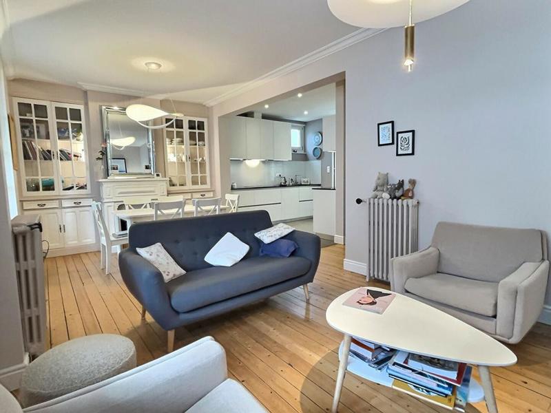 Villa - 130 m² - 8 pièces