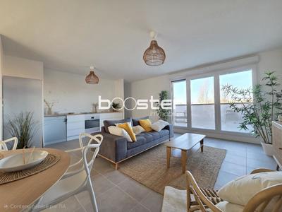 Appartement ancien - 92 m² - 4 pièces