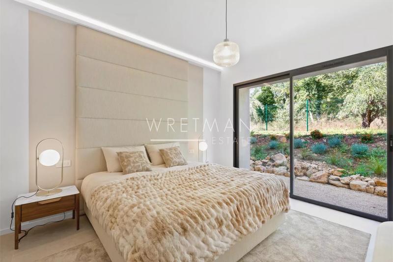 Villa - 240 m² - 5 pièces