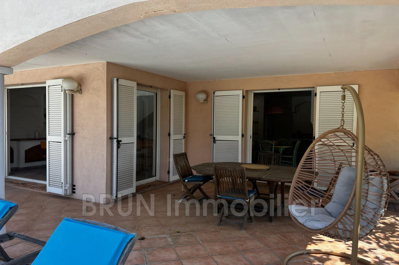 Villa - 280 m² - 7 pièces