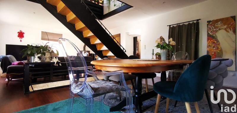 Maison - 200 m² - 7 pièces