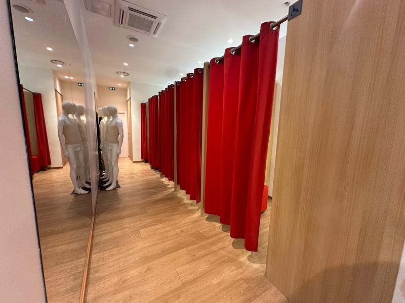 Local commercial - 347 m²